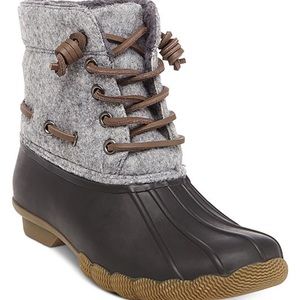Steve Madden Torrent duck boots
